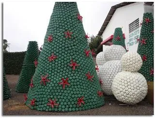 h1>Arbol de Navidad reciclado, con botella PET (2 y muñeco de ...