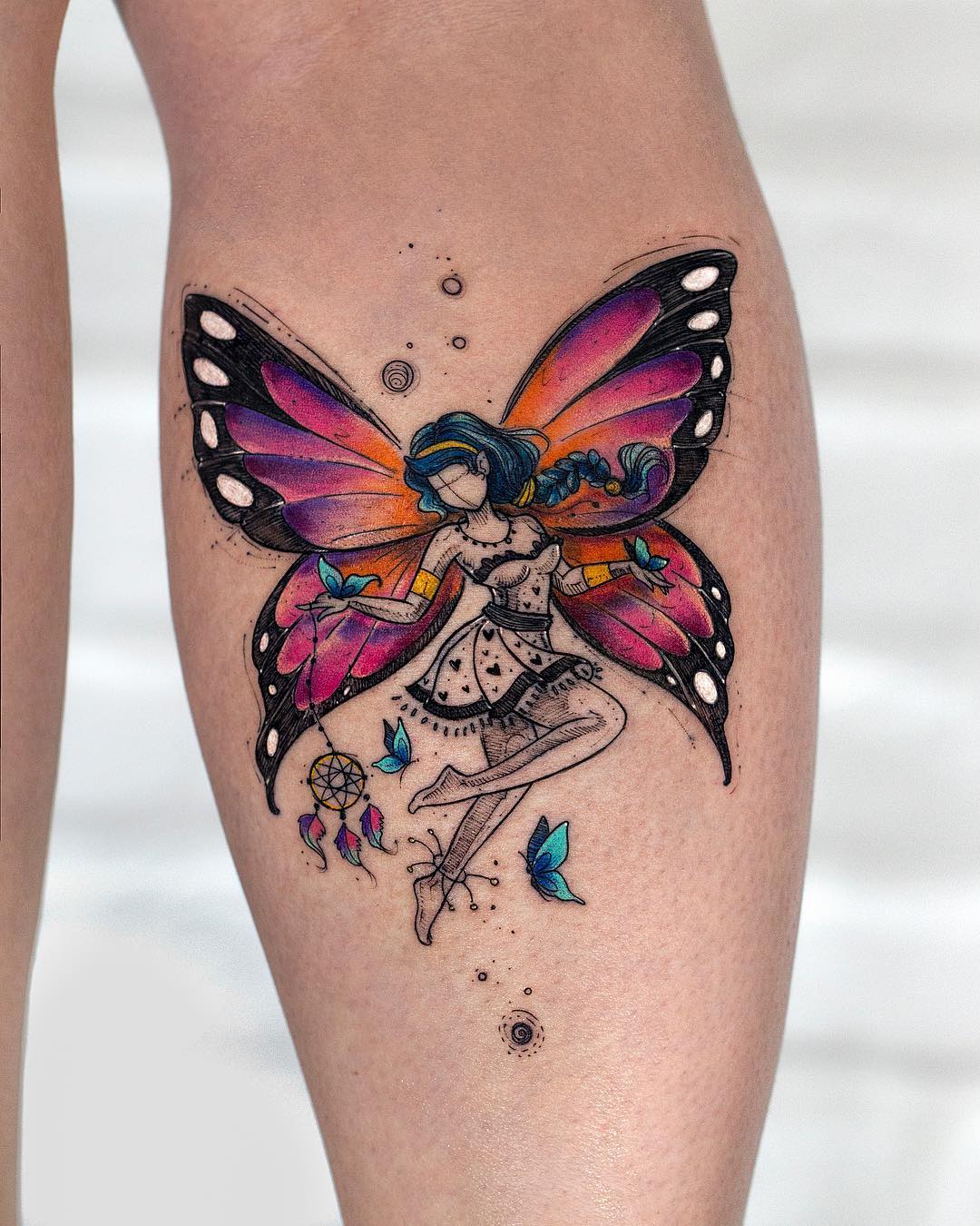 Hada con alas de mariposa danzando - Tatuajes para Mujeres