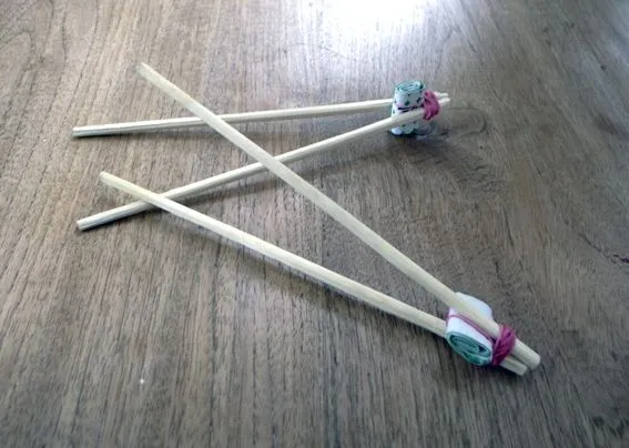 El hada de papel: Palitos / Chopsticks / Stäbchen