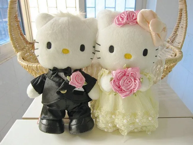 Hello Kitty Wedding Dolls, 1 Pair | Hello Kitty Dolls | Pinterest