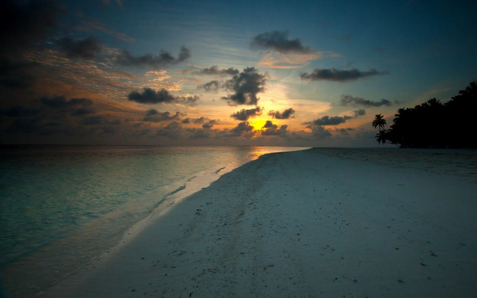 Hermosos Paisajes de Atardeceres en Playas | Fotos e Imágenes en ...