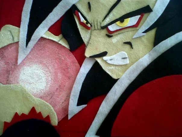 Hesushika Shop: Funda para Laptop Goku SSJ4