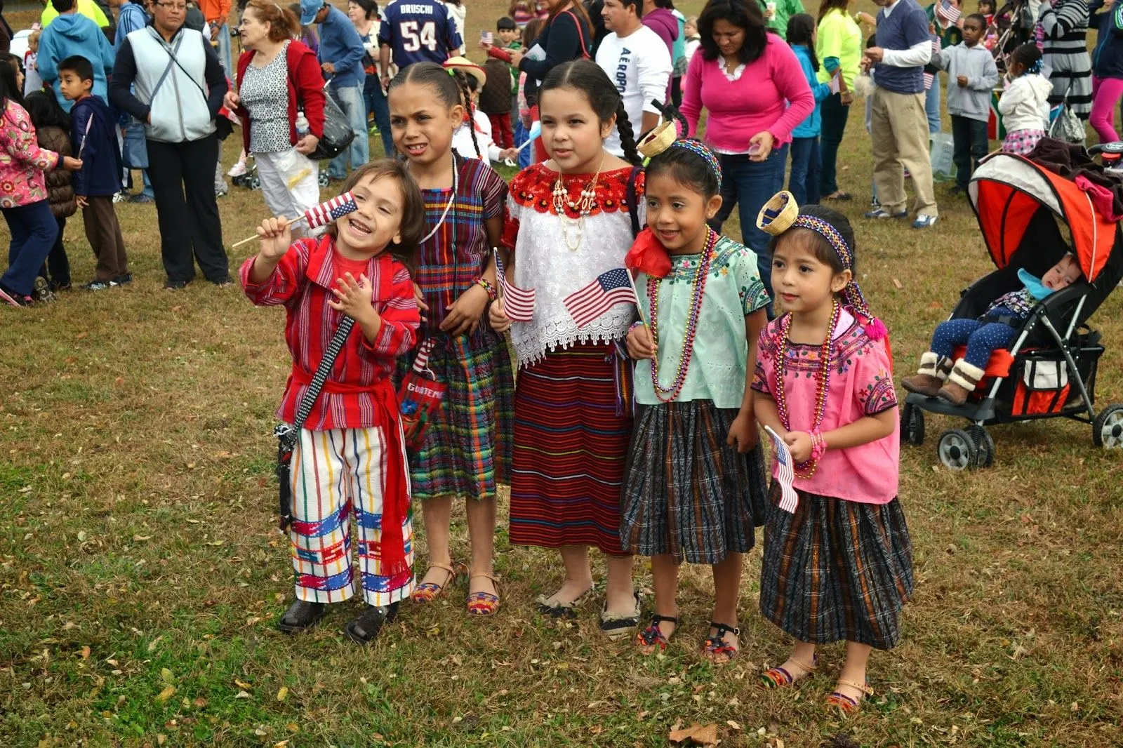 Poder Hispano USA: Más de 600 niños participan en Desfile ...