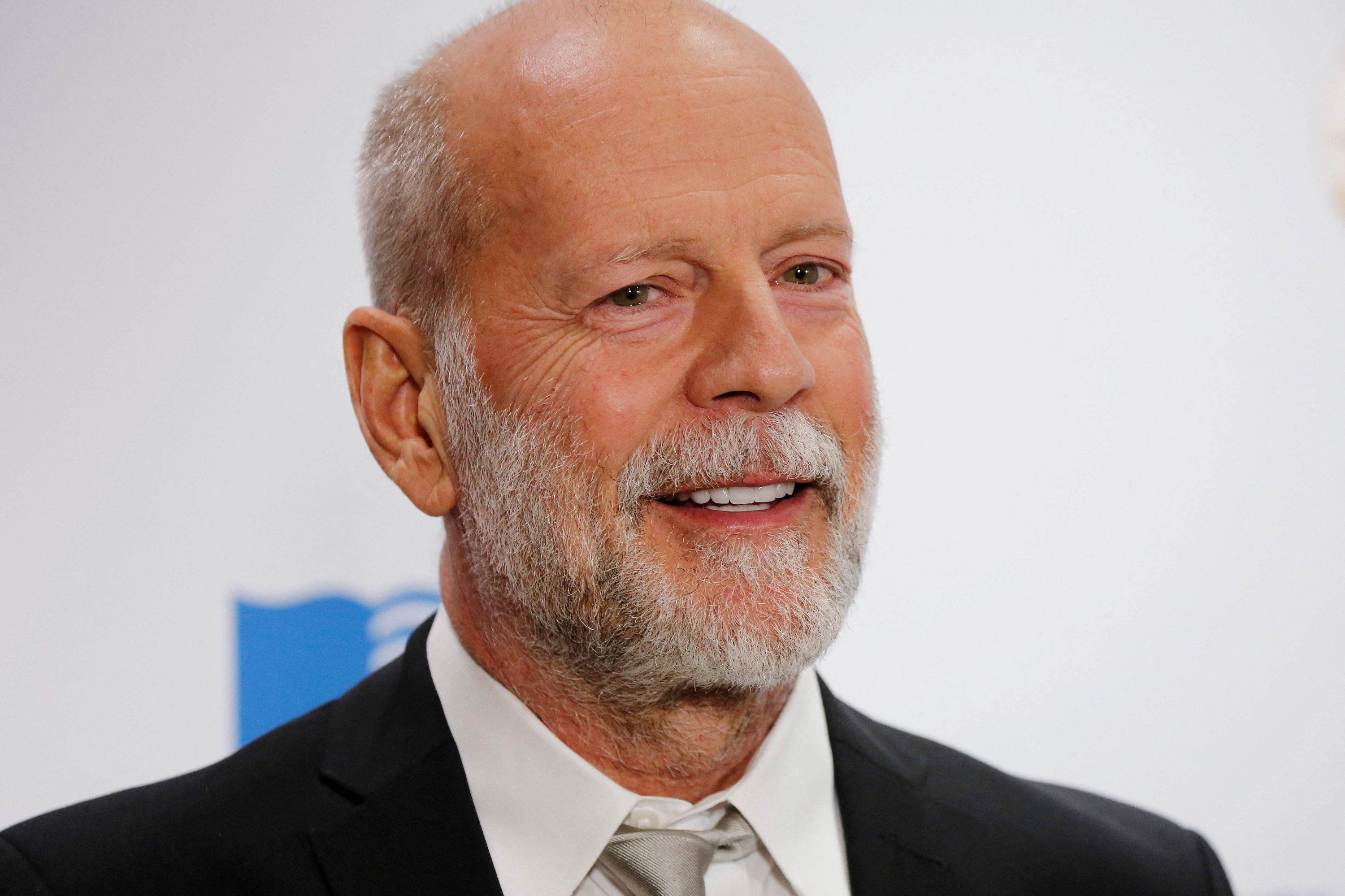 Hollywood actor Bruce Willis diagnosed with frontotemporal dementia | Daily Sabah