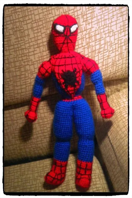 Como hacer el hombre araña en crochet - Imagui