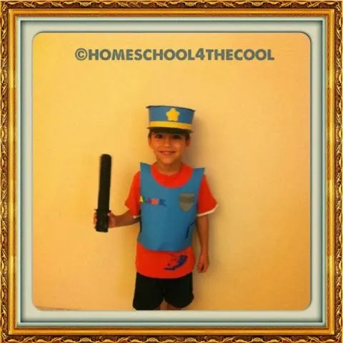 Homeschool 4 the cool: Tema: Profesiones (Estudios Sociales)