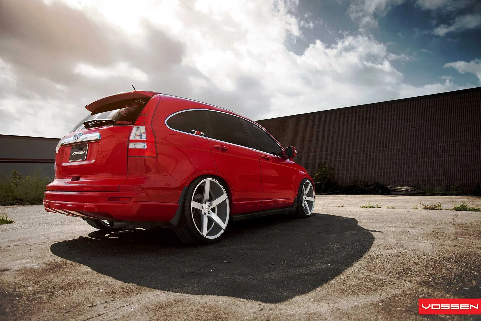 Honda CR-V on Vossen Wheels - Photo Gallery - autoevolution