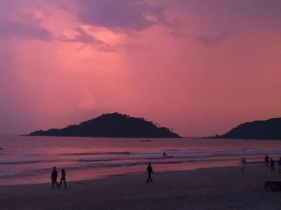 Honeymoon Beach - Picture of Palolem Beach, Goa - TripAdvisor