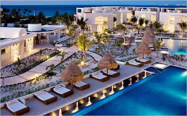 Hotel Review: La Amada in Playa Mujeres, Mexico - The New York Times