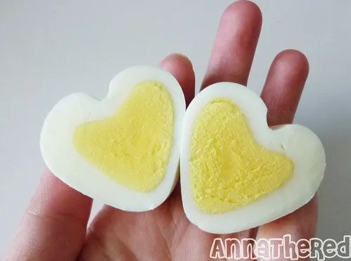 How to make a heart shaped egg | Anna The Red's Bento & Plush Factory