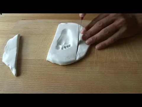 Huellas de bebé BabyArt en EurekaKids. - YouTube