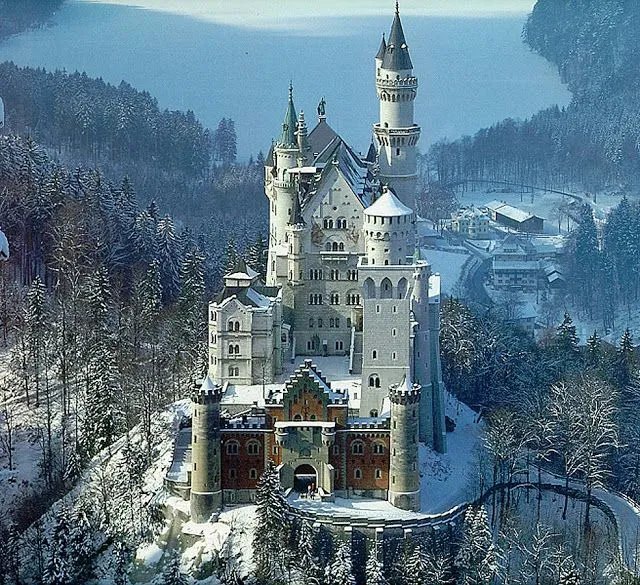 Las huellas de la tierra: Castillo de Neuschwanstein, inspiración ...