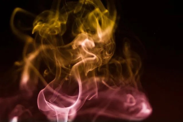 Humo de Colores | Flickr - Photo Sharing!