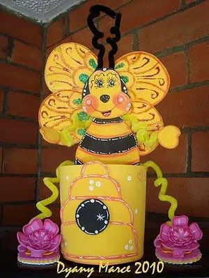 Ideas Creativas Goma Eva: Abeja del panal!