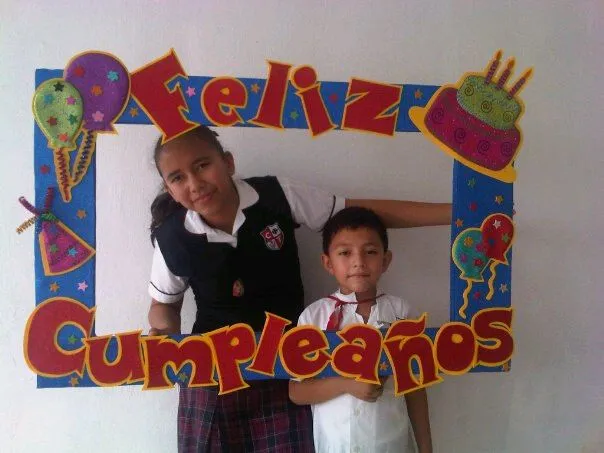 Ideas y detalles Auxy: MARCOS GIGANTES PARA FIESTAS, PORTARETRATOS ...