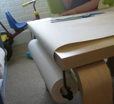 ikea hack: una mesa para "Pintar, pintar, pinta sin parar... " : Baby-