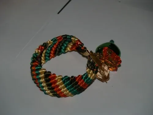 Imagen pulseras en macrame - grupos.emagister.com