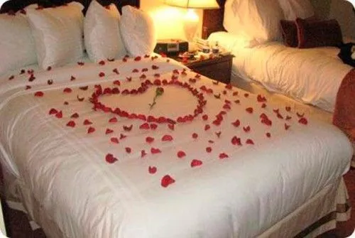 Imágenes de Camas decoradas para San Valentin | Te Amo Web ...