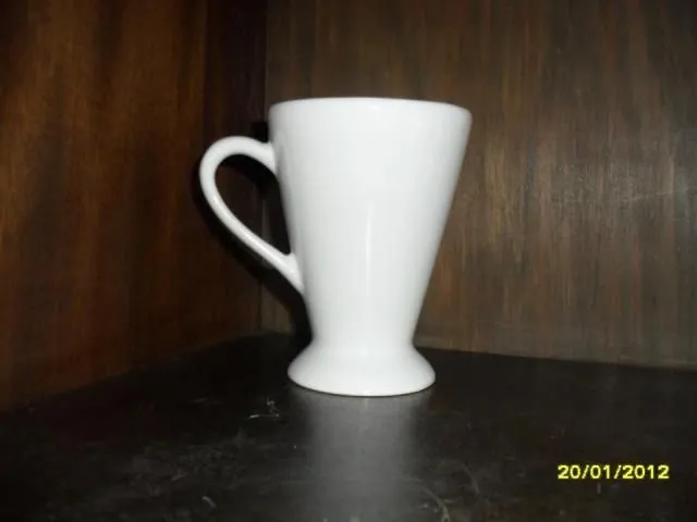 Imágenes de CERAMICAS Y PORCELANAS EN BLANCO PARA PINTAR en Caballito