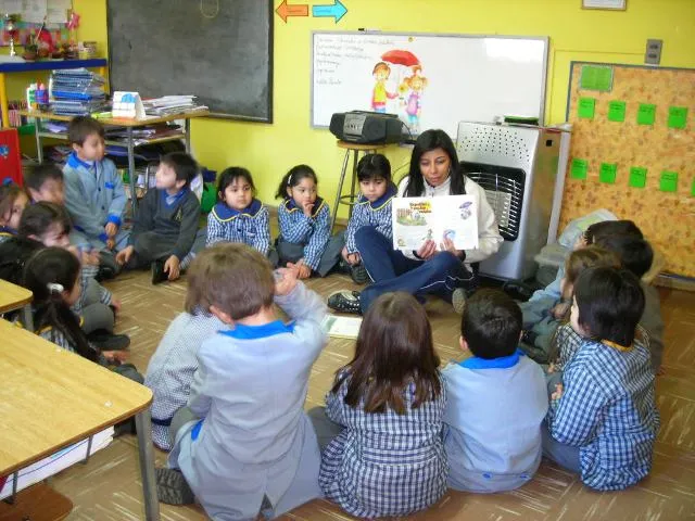 Imágenes de niños jugando en el kinder - Imagui