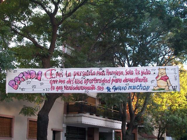 Imágenes de pasacalles Leandro Zona Oeste 4692-6495 en Morón