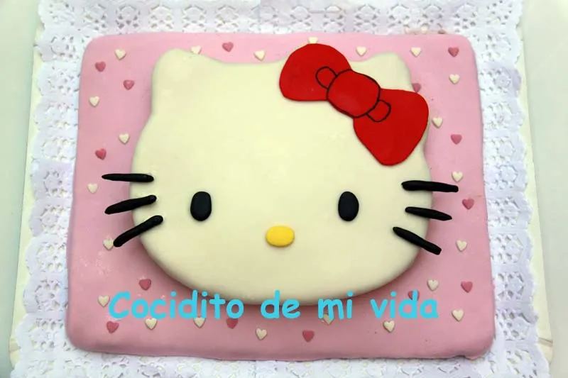 Tartas con la cara de Hello Kitty - Imagui