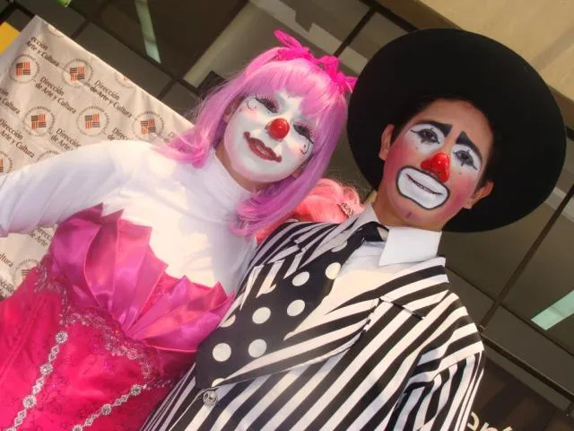 Imágenes de payasos bien caracterizados,bien maquillados en Iztacalco