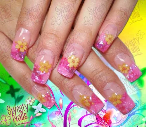 Imagenes de uñas acrilicas decoradas con flores - Imagui