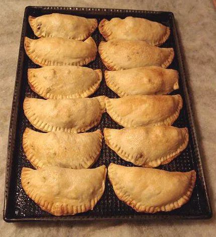 EL INCIERTO ORIGEN DE LA EMPANADA (HISTORIA)