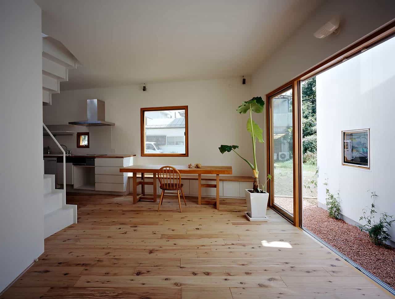 Inside House & Outside House by Takeshi Hosaka Architects | HomeDSGN