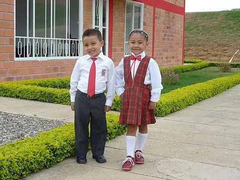 Instituto Técnico Moderno | Uniformes