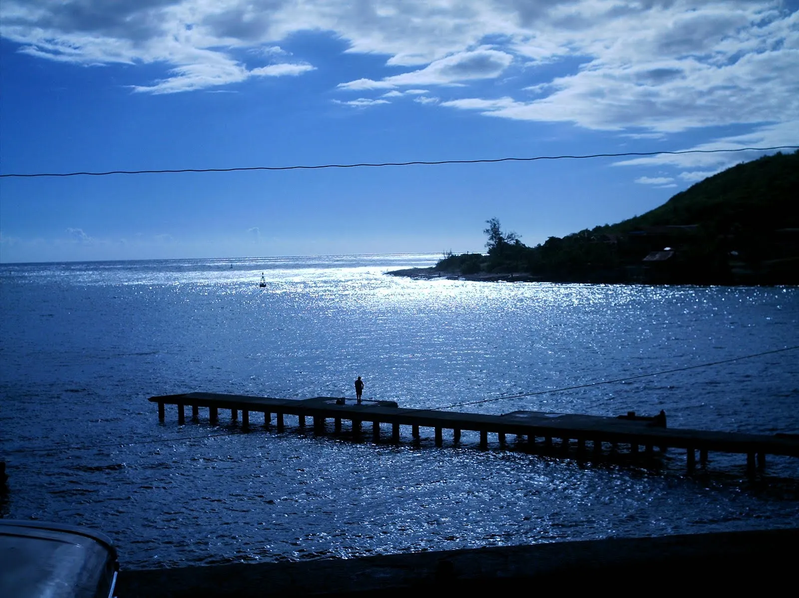 la isla y... LA ESPINA: Bahía de Santiago de Cuba. Imágenes del azul