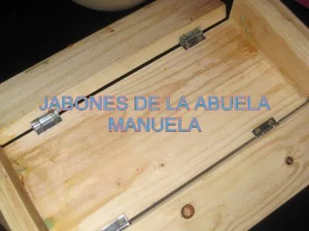 LOS JABONES DE LA ABUELA MANUELA: MOLDES DE MADERA