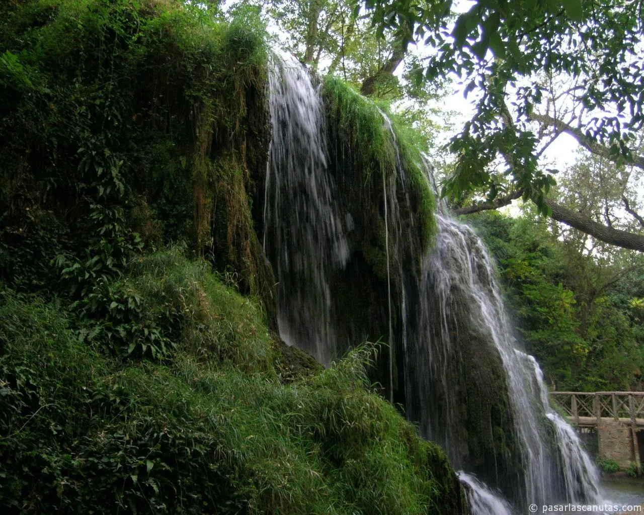 fotos de paisajes - Monasterio de Piedra - cascada