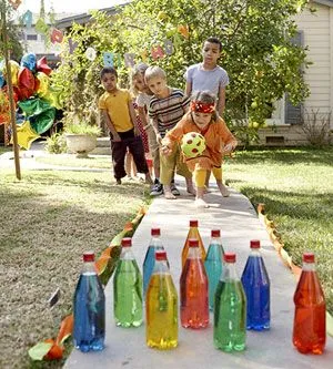 Juguetes nuevos a tiro de piedra: las ventajas del DIY para niños ...