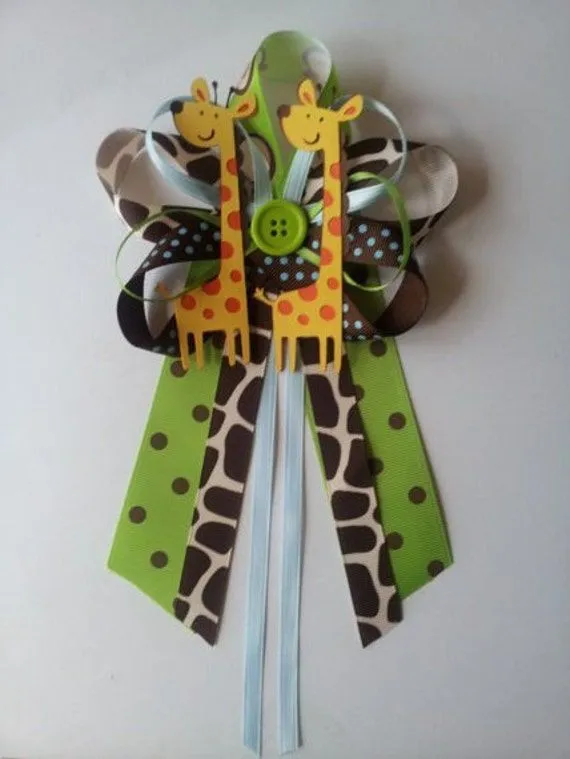 Jungle safari or zoo Giraffe baby shower by diapercake4less