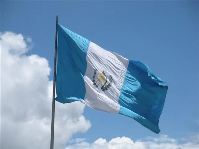 Juramento a la Bandera de Guatemala | Www.Guatemala3000.org