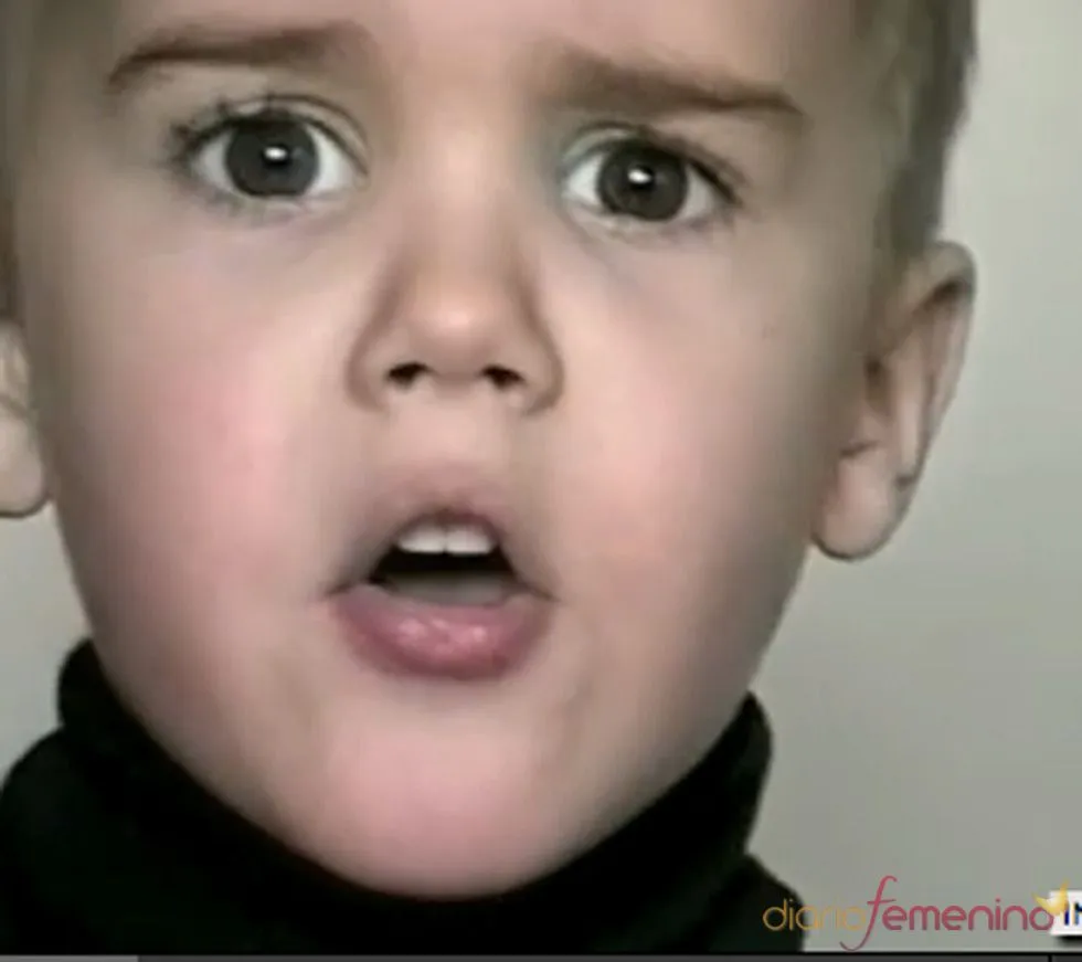 Justin Bieber De Bebe Cantando