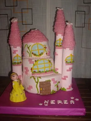 Karma's cakes: Tarta Castillo Princesas