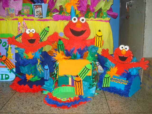 Karuzza Eventos: ELMO, PLAZA SESAMO...