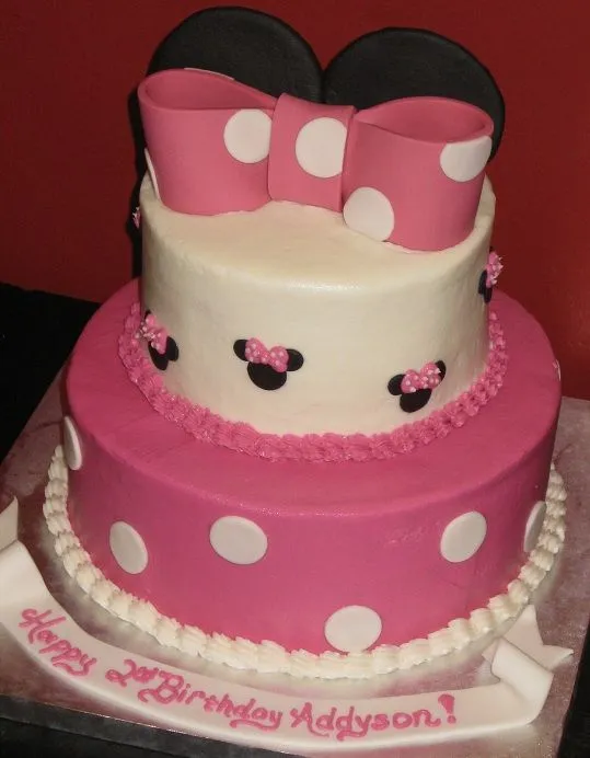 Katie's Cakes: Mini Mouse Cake