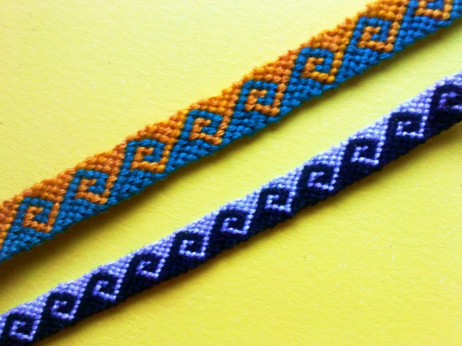 KEKUKI: Pulseras de hilo