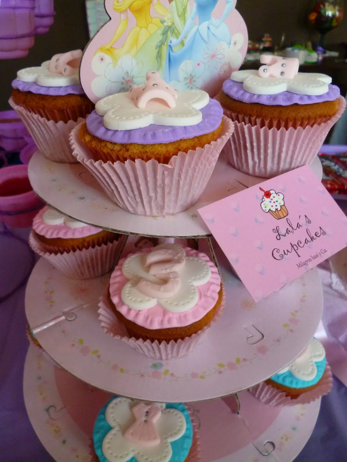 Lalas Cupcakes: Torta princesas disney