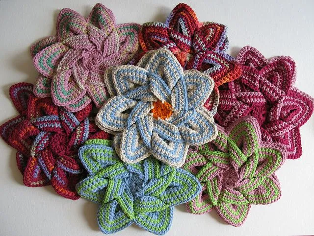 Last Minute Crochet Gifts: 30 Fast and Free Patterns to Make Now!