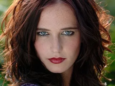 Sólo Legacy: Eva Green: Morena de ojos verdes