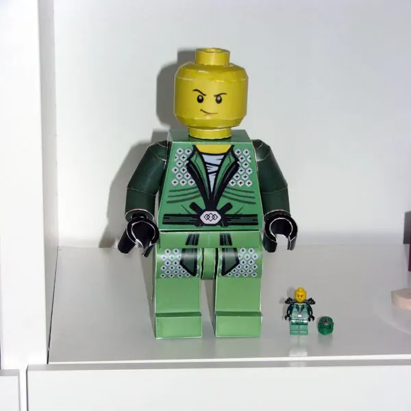 LEGO] lloyd ZX minifig - DePapercraftBlog