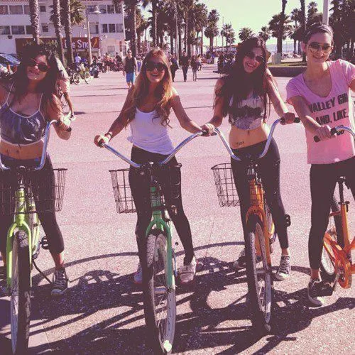 T (leidylombo: Amigas: Son las que hacen que tu...)