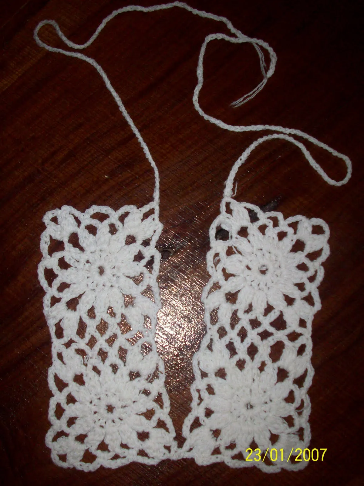 LelaMagdalena: APLIQUES crochet PARA CAMISOLAS O TÚNICAS.