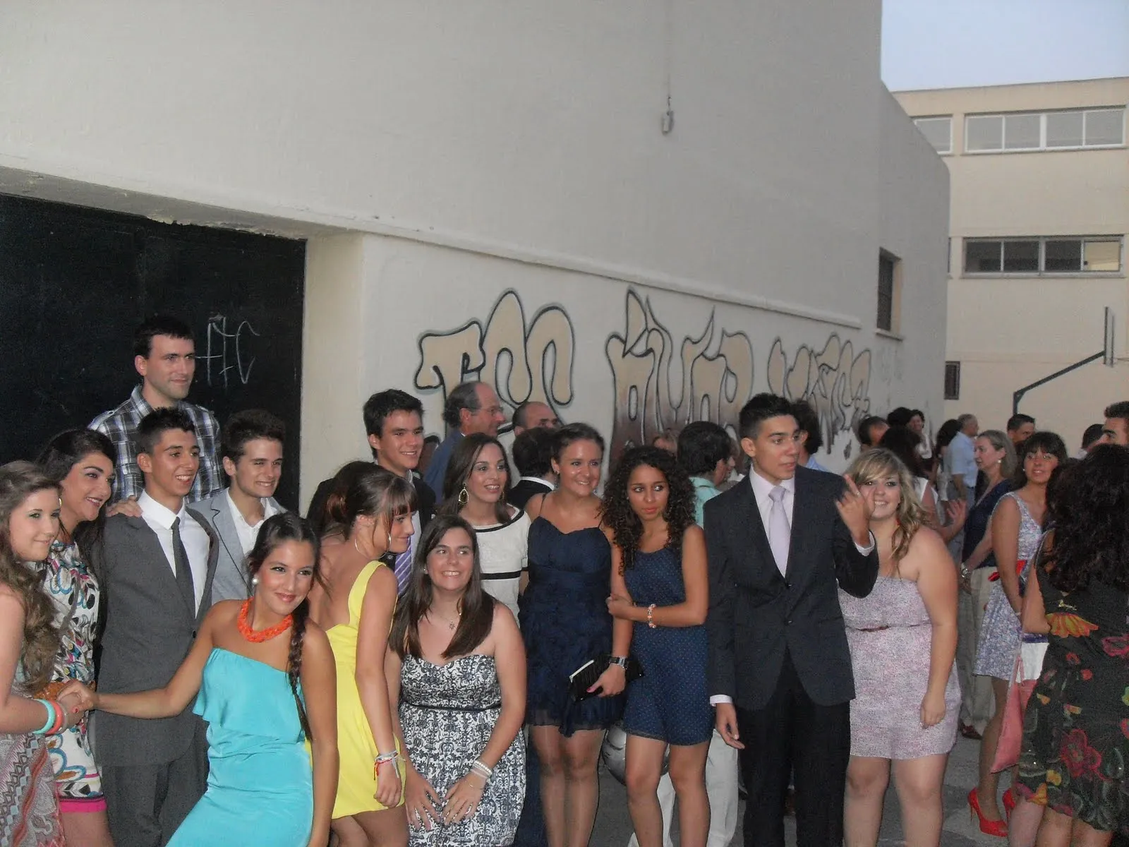 lenguaviperina: GRAN FIESTA DE GRADUACION DE SECUNDARIA EN EL ALVA ...