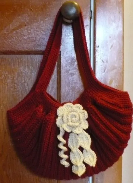 Let's create: Red Crochet Fat Bottom Bag